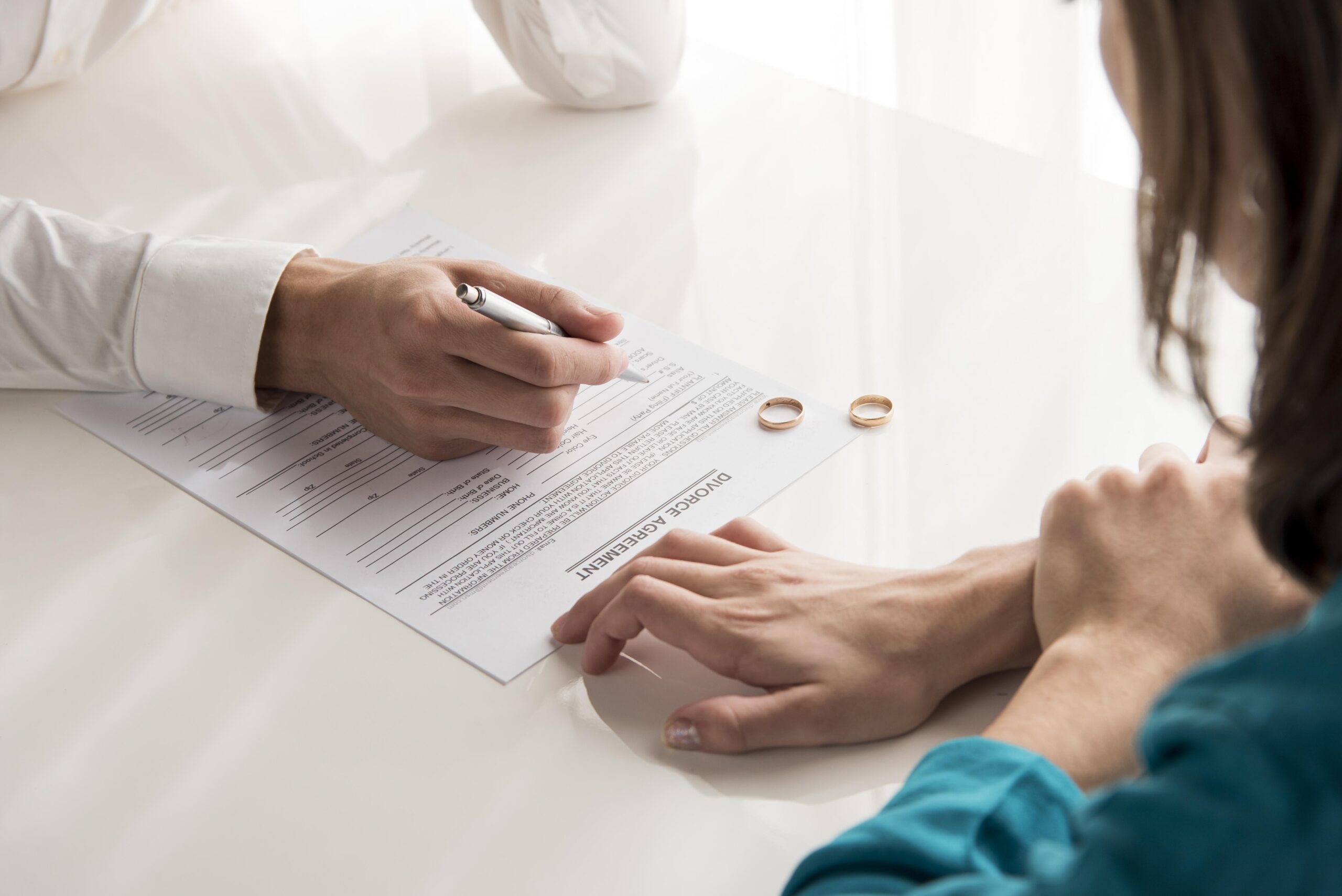 What to Expect in Your First Divorce Mediation Session in New Carlisle
