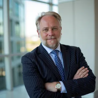 Shane Jones, Resolvium mediator