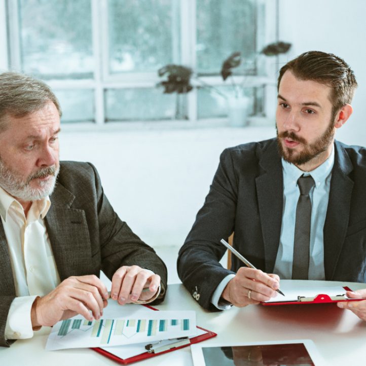 law consultant 10